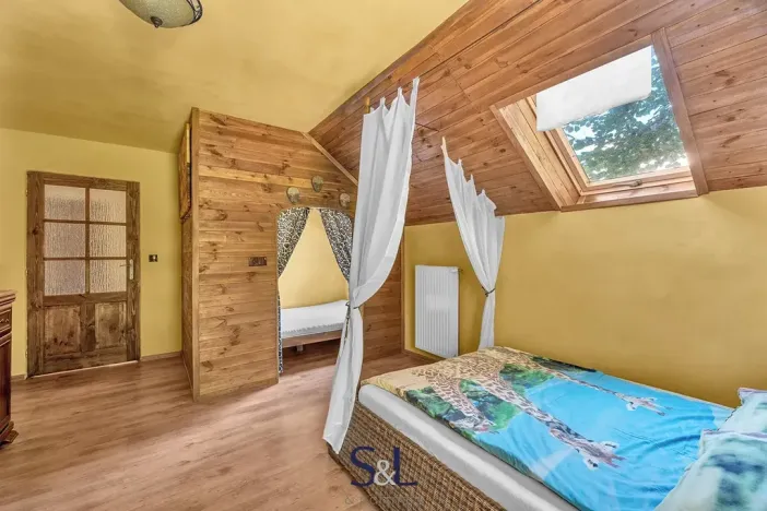 Prodej vícegeneračního domu, Heřmanice, 470 m2