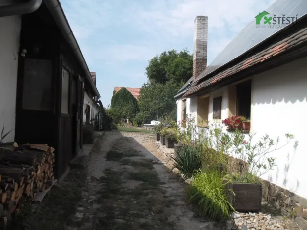 Prodej rodinného domu, Staré Hobzí, 536 m2