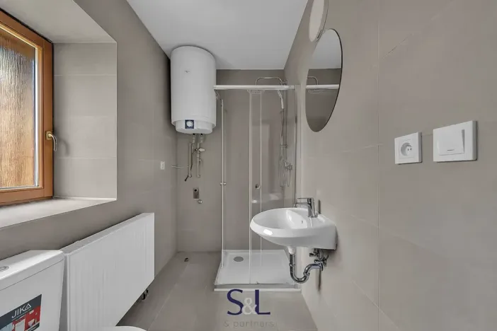 Prodej zemědělské usedlosti, Horní Planá, 200 m2