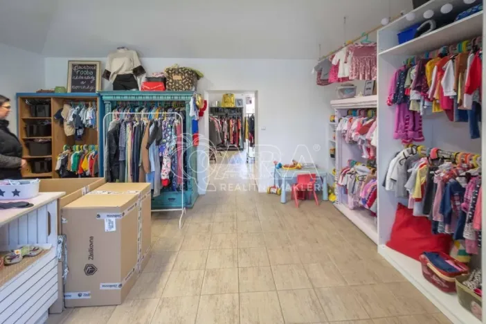 Pronájem obchodního prostoru, Odolena Voda, Velkoveská, 47 m2