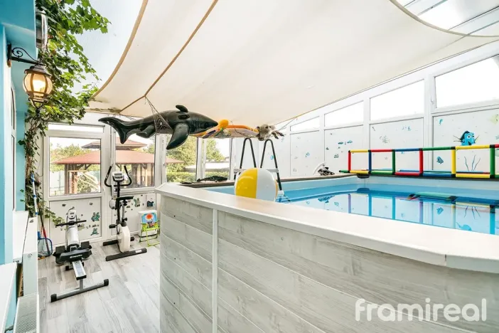 Prodej rodinného domu, Strachotín, Osvobození, 250 m2