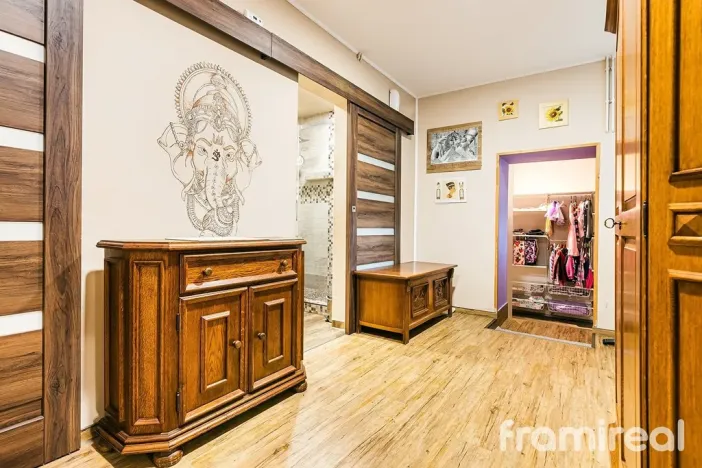 Prodej rodinného domu, Strachotín, Osvobození, 250 m2