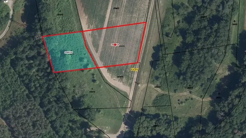 Prodej pozemku, Káraný, 4890 m2