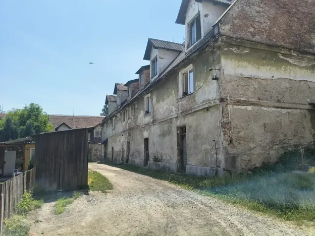 Prodej podílu vícegeneračního domu, Olšany, 831 m2