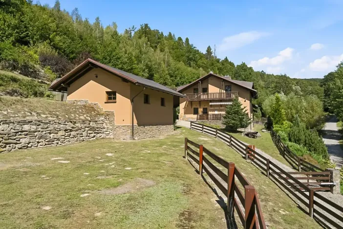 Prodej komerční nemovitosti, Oskava, 247 m2