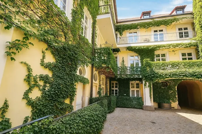 Pronájem bytu 4+1, Praha - Malá Strana, 170 m2