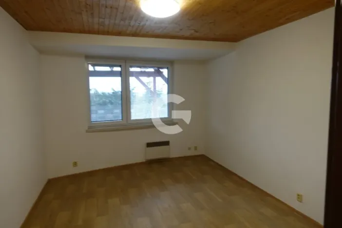 Pronájem bytu 2+1, Zlín - Kudlov, Žlutá, 57 m2
