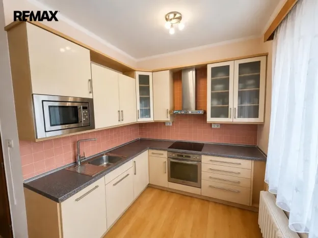 Prodej rodinného domu, Bystřice pod Hostýnem, 230 m2