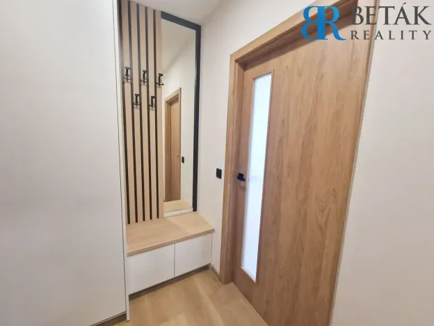 Prodej bytu 1+1, Přerov - Přerov II-Předmostí, Pod Skalkou, 32 m2