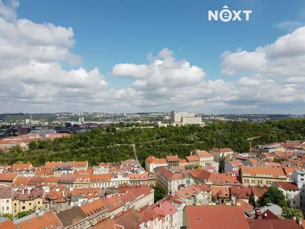 Prodej - jiné, Praha - Žižkov, Husitská, 5 m2
