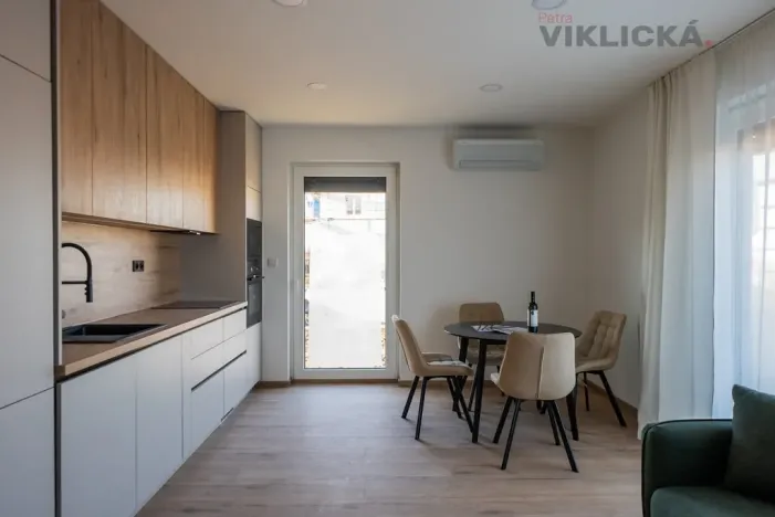 Prodej bytu 2+kk, Zaječí, Hlavní, 63 m2