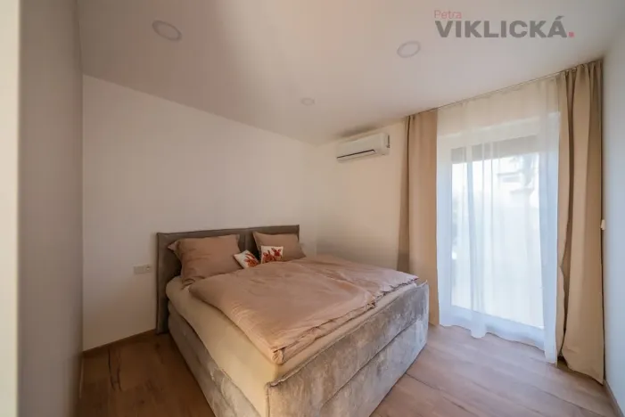 Prodej bytu 2+kk, Zaječí, Hlavní, 63 m2