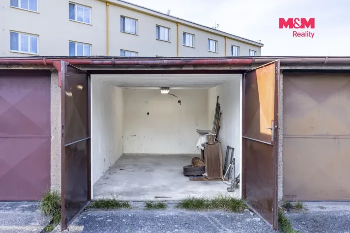 Prodej garáže, Pardubice, Školní, 18 m2