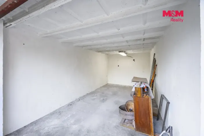 Prodej garáže, Pardubice, Školní, 18 m2