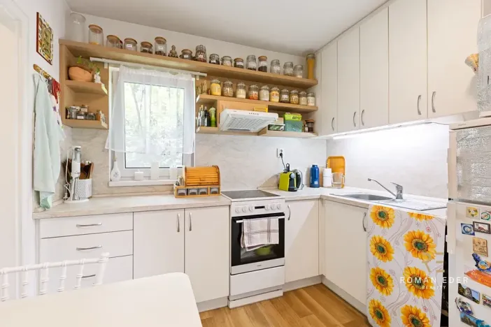 Prodej pozemku pro bydlení, Mirošovice, Na Vrchách, 1493 m2