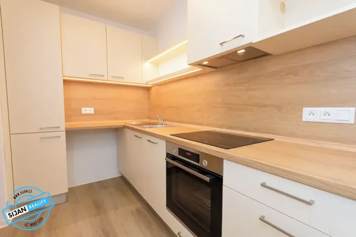 Pronájem bytu 2+1, Opava, 39 m2