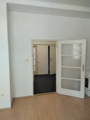 Pronájem bytu 2+kk, Pardubice, Sladkovského, 45 m2