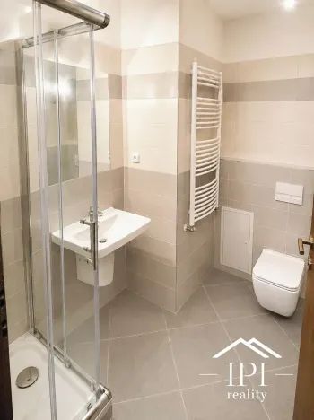 Pronájem bytu 1+kk, Praha - Střížkov, Lovosická, 29 m2