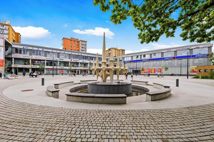Pronájem obchodního prostoru, Praha - Hloubětín, Poděbradská, 252 m2
