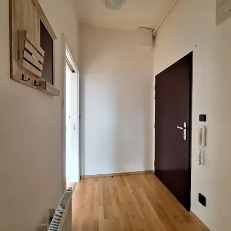 Pronájem bytu 2+kk, Praha - Žižkov, Roháčova, 60 m2