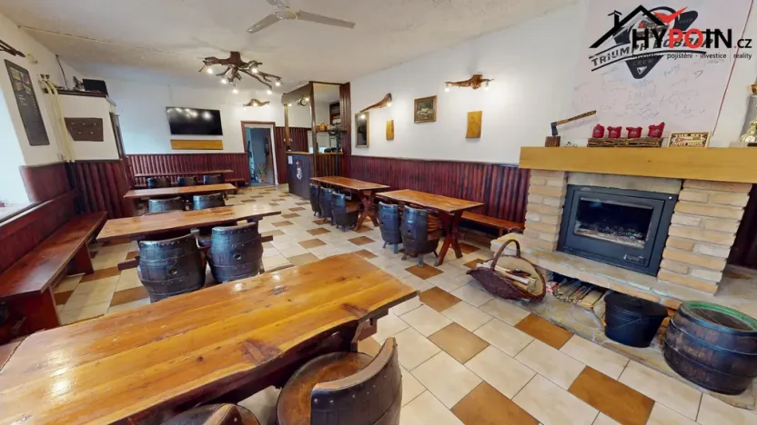 Prodej restaurace, Kvasiny, 550 m2