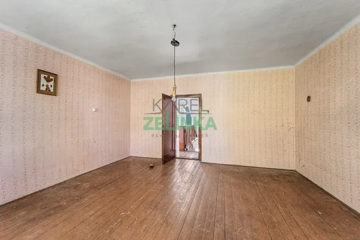 Prodej rodinného domu, Tlustice, 511 m2
