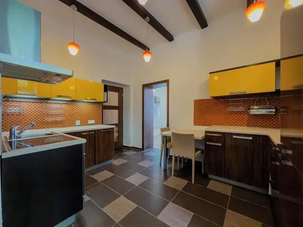 Prodej bytu 3+1, Karlovy Vary, Na Vyhlídce, 94 m2