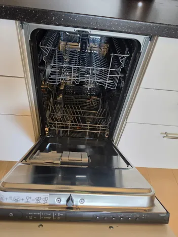 Pronájem bytu 1+kk, Praha - Jinonice, Kloudova, 23 m2