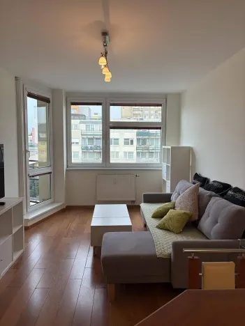 Pronájem bytu 2+kk, Praha - Hlubočepy, Voskovcova, 45 m2