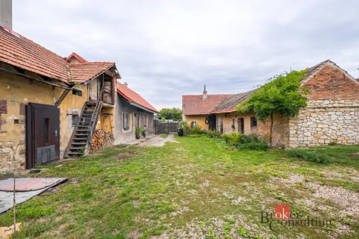 Prodej rodinného domu, Počedělice - Volenice, 180 m2