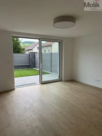 Pronájem bytu 2+kk, Praha - Braník, Ohnivcova, 50 m2
