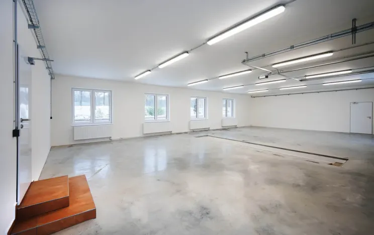 Pronájem skladu, Hořín, 1933 m2
