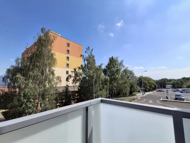 Pronájem bytu 2+kk, Teplice, 54 m2
