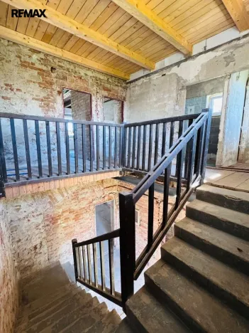 Prodej rodinného domu, Vráž, 328 m2