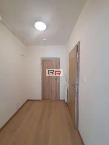 Pronájem bytu 1+kk, Šternberk, Hlavní náměstí, 28 m2
