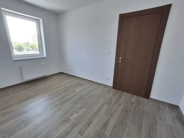 Pronájem bytu 2+kk, Teplice, Novoveská, 57 m2