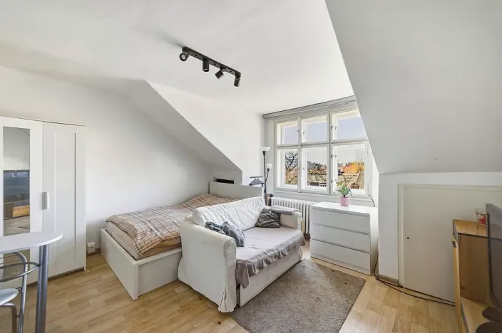 Pronájem bytu 1+kk, Praha - Kobylisy, Pakoměřická, 20 m2