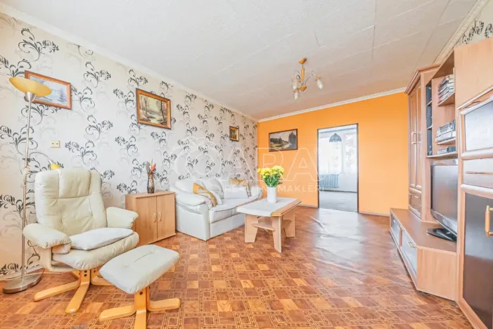 Prodej bytu 3+1, Kladno - Kročehlavy, Polská, 56 m2