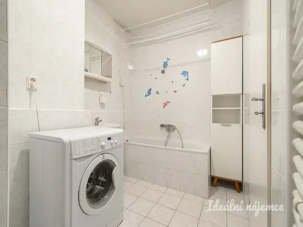 Pronájem bytu 1+kk, Praha - Hlubočepy, Trnkovo náměstí, 41 m2