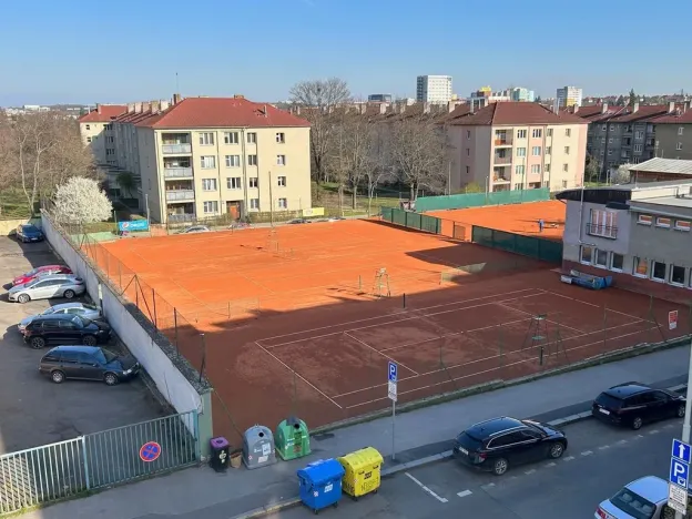 Pronájem bytu 2+kk, Praha - Strašnice, Věšínova, 60 m2