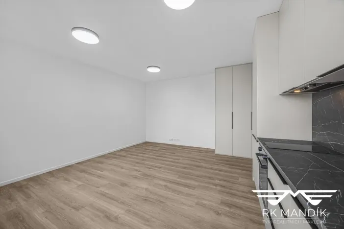 Pronájem bytu 1+kk, Praha - Hlubočepy, Divíškové, 33 m2