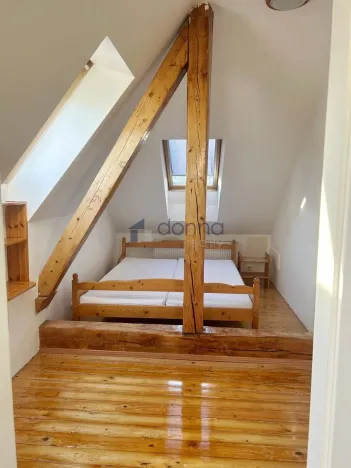 Pronájem bytu 4+kk, Praha, Nad údolím, 100 m2