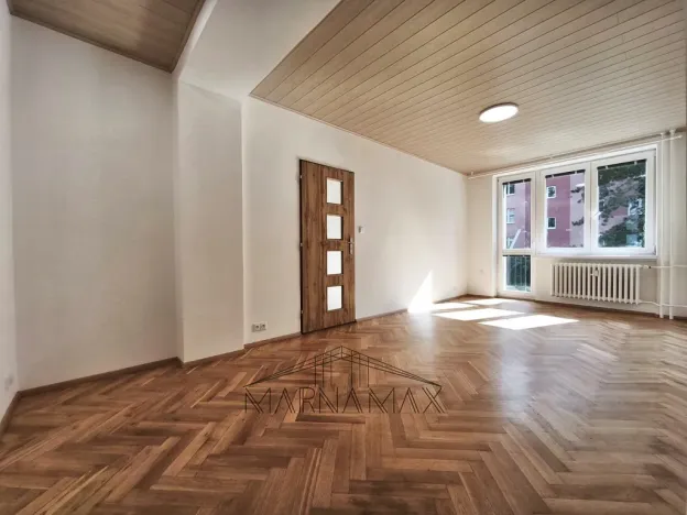 Pronájem bytu 3+1, Klášterec nad Ohří - Miřetice u Klášterce nad Ohří, Pod Stadionem, 64 m2