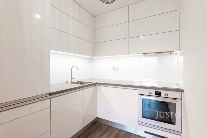 Pronájem bytu 2+kk, Praha - Kobylisy, Pohnertova, 43 m2