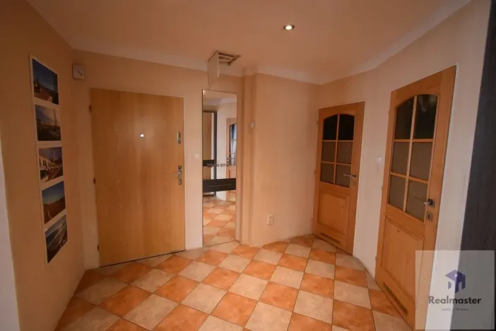 Pronájem bytu 3+1, Ústí nad Labem - Ústí nad Labem-centrum, Velká Hradební, 96 m2
