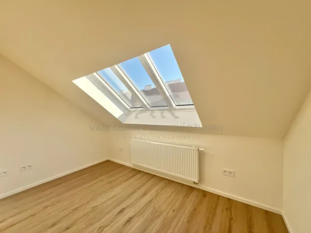 Pronájem bytu 2+kk, Praha - Žižkov, Zelenky-Hajského, 44 m2