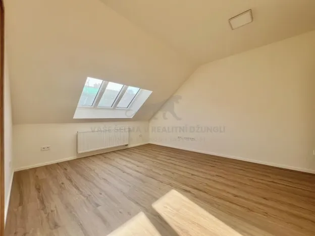Pronájem bytu 2+kk, Praha - Žižkov, Zelenky-Hajského, 44 m2