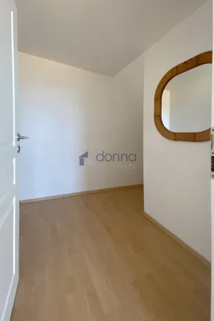 Pronájem bytu 4+1, Praha, Šimůnkova, 111 m2