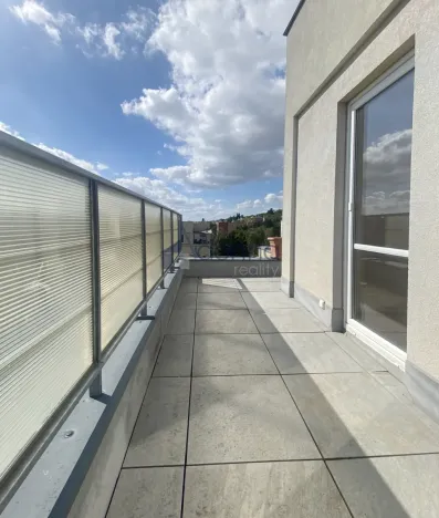 Pronájem bytu 4+1, Praha, Šimůnkova, 111 m2