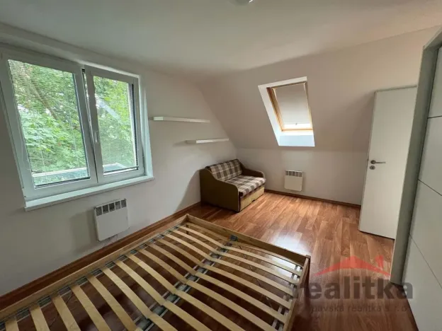 Pronájem bytu 1+1, Opava - Předměstí, Jaselská, 35 m2